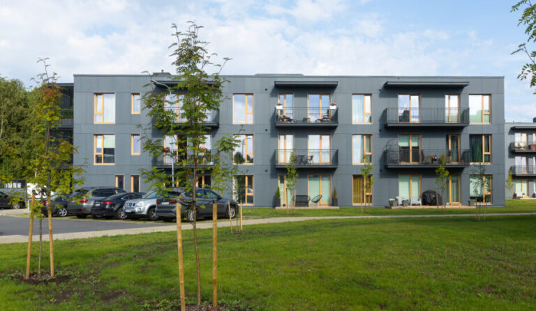 Kesk-Peetri Kortermajad